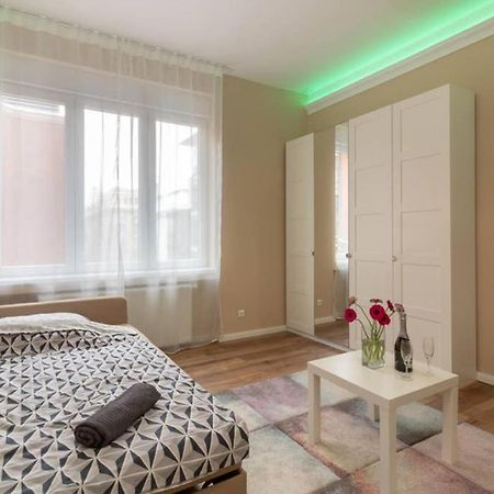Nice And Cozy Apartment Next To The Parliament Βουδαπέστη Εξωτερικό φωτογραφία
