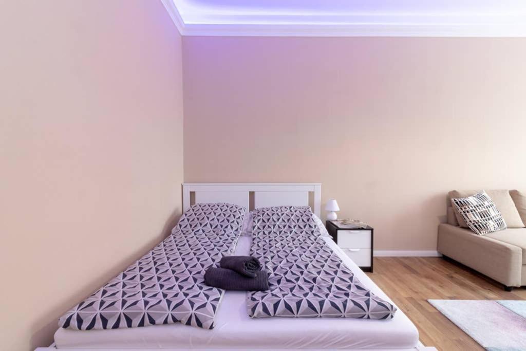 Nice And Cozy Apartment Next To The Parliament Βουδαπέστη Εξωτερικό φωτογραφία